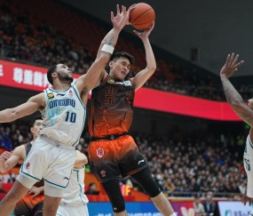 乐鱼leyu体育-CBA|高速男篮17日晚客战江苏：要拿九连胜，切勿轻敌