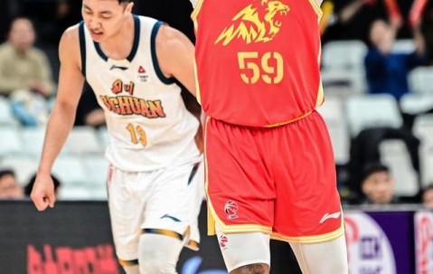 乐鱼app体育官方网站入口-CBA常规赛：浙江方兴渡胜四川丰谷酒业