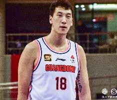 乐鱼·体育官方网站-杨侃：广东5场1夺权7违体4技犯 这是他们被逼到墙角的应对之策