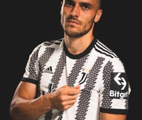 乐鱼leyu体育-梁熙明：签下科斯蒂奇，尤文两翼都飞起来了